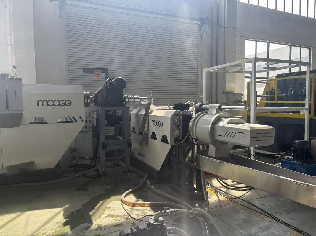Double Stage Single Screw Extruder Machine Granulator PP PE LDPE LLDPE Plastic Film Pelletizing Line With Laser Filter