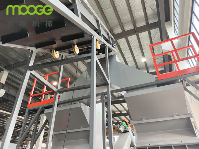 Máquina de trituração de garrafas de plástico de lâmina fixa 4 para reciclagem 3